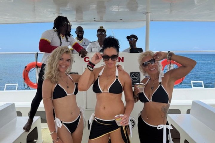 Negril Sunset Adults Only Party Booze Cruise with DJ