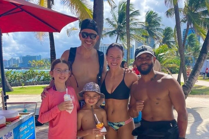 San Juan Guided Turtle Snorkel Tour and Complimentary Videos