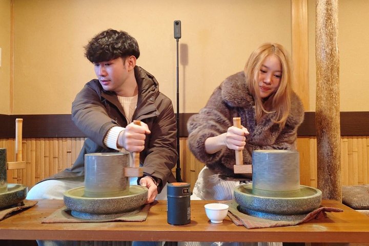 Half Day Matcha Tour in Uji with History Temples and Tastings