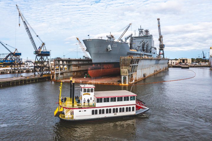 Mobile Harbor Scenic Ships and Port Tour