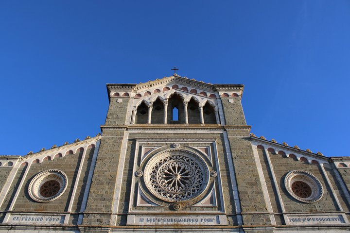 Walking Tour in Cortona