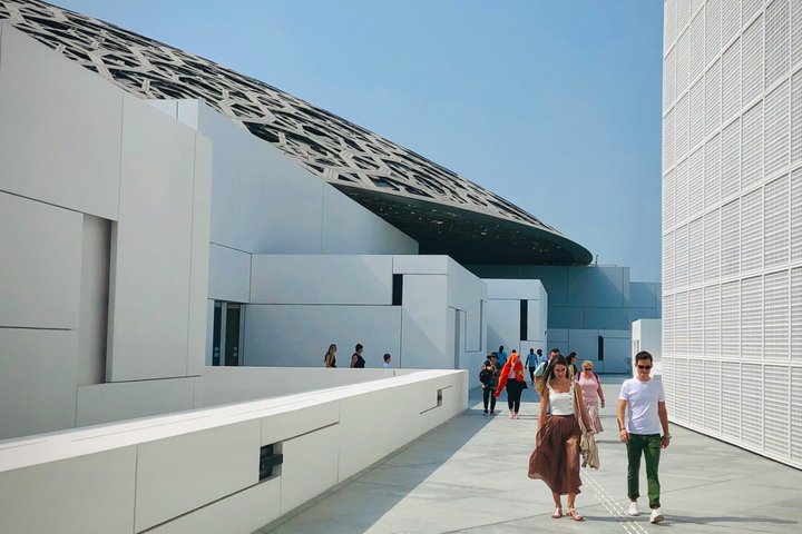 Private Abu Dhabi City Tour with Louvre Abu Dhabi Combo