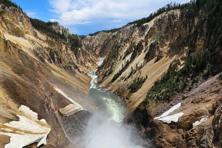 250th Anniversary Yellowstone 55+ Adults Only Deals,gifts & lunch