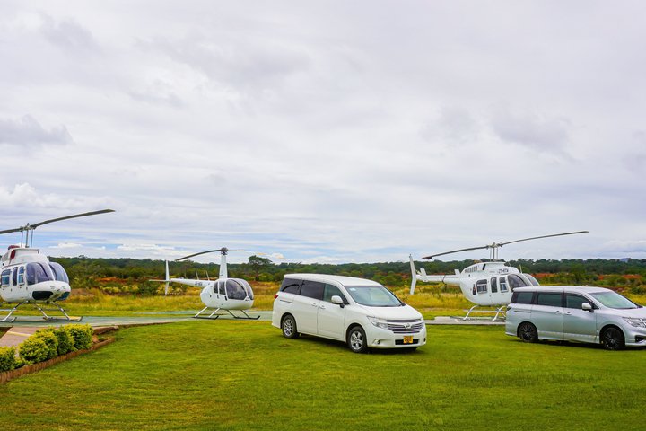 Helicopter Scenic Flight over Victoria Falls 12-13 minutes Flight