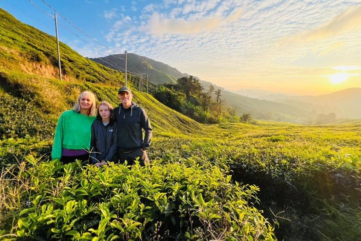 Cameron Sunrise Package Discovery Halfday Shared Tour