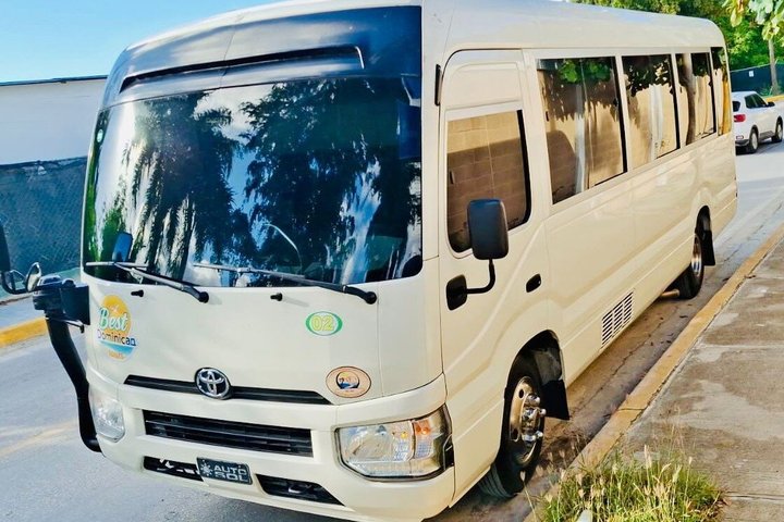 PRiVATE TRANSFERS FROM PUNTACANA AIRPORT Miches playa Esmeralda