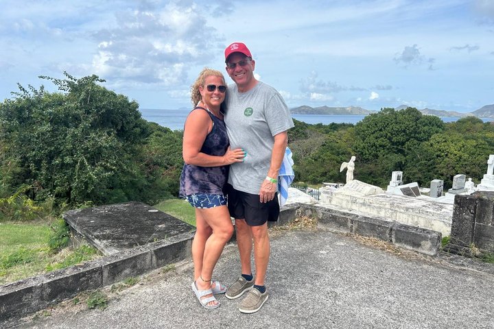 St kitts to Nevis-Liamuiga To Qualie one day two island tour