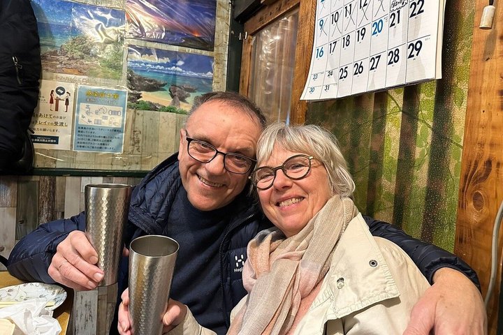Osaka Local Izakaya Hopping: Food, Drinks & Nightlife