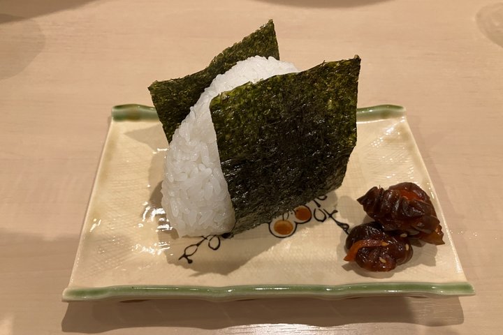Osaka Local Izakaya Hopping: Food, Drinks & Nightlife