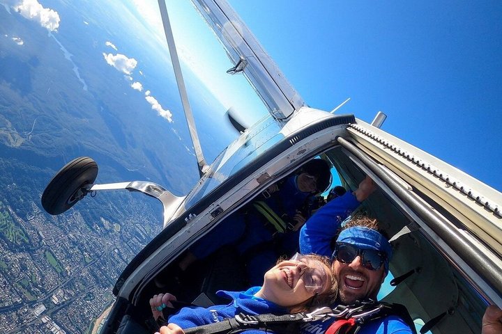 Tandem Skydiving Over the Mediterranean Sea in Side Manavgat