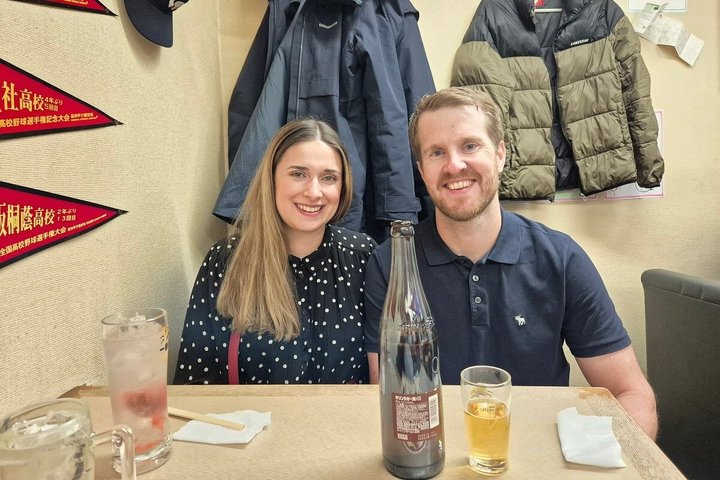 Osaka Local Izakaya Hopping: Food, Drinks & Nightlife