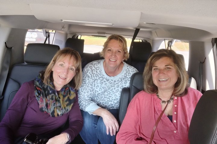 Harpers Ferry to VA Wine Country 4 Hour Tour for 4 Guests
