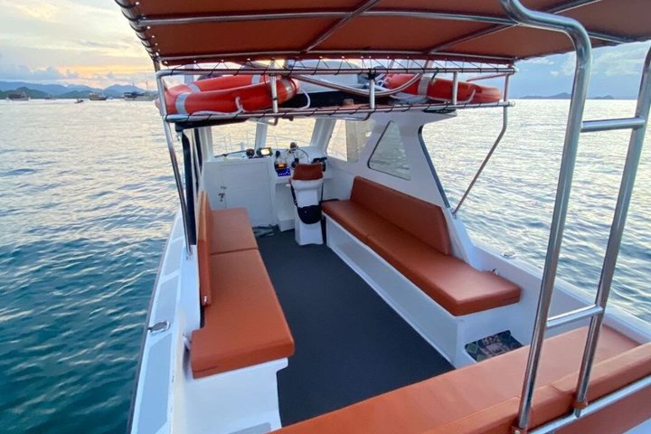 Private Speedboat Fullday Komodo Tour