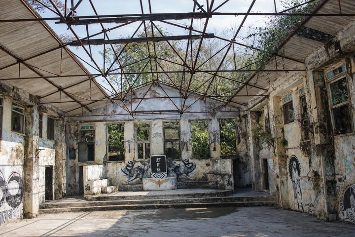 Rishikesh: Beatles Ashram Art & Meditation Heritage Walk