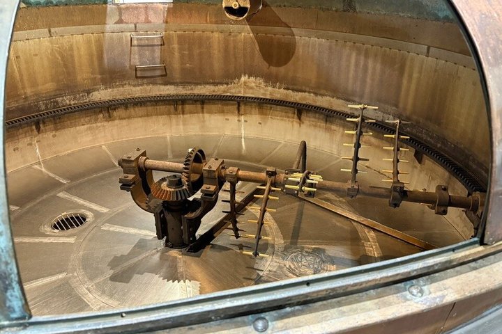Falkirk Whisky Distillery Tour Experience