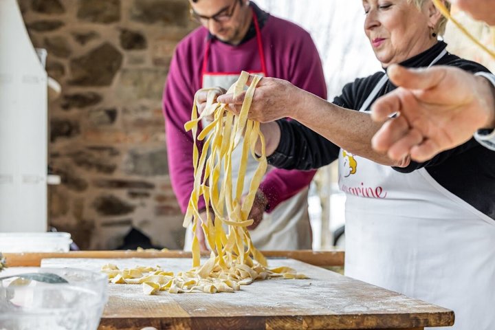 Lucca: Cook with an Italian Mamma – Pasta & Tiramisu by Cesarine