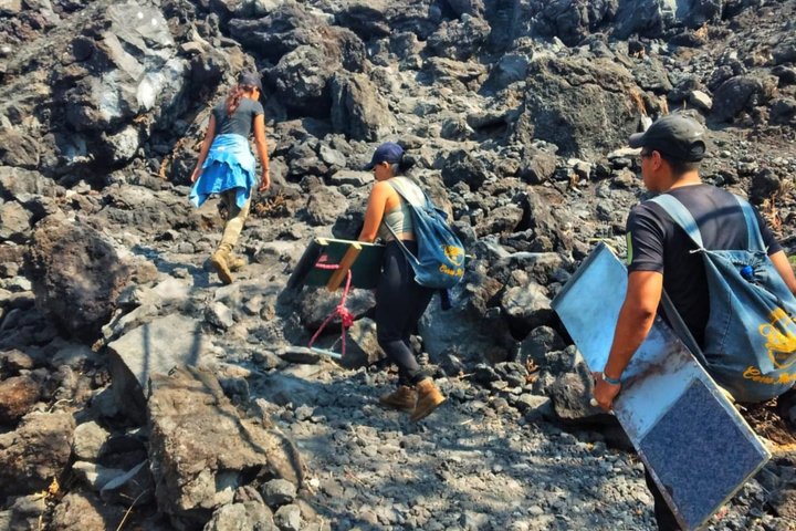 Cerro Negro Volcano Boarding Adventure from León