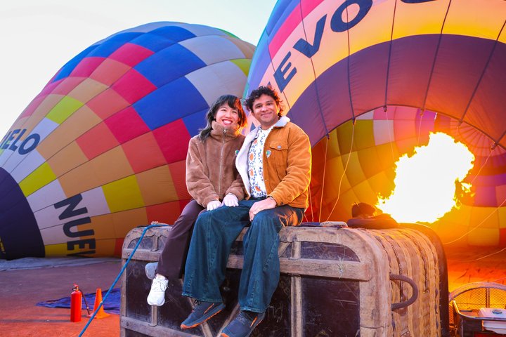 Balloon flight + Breakfast in cave + Pyramids + Pick up CDMX.