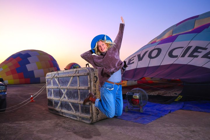 Balloon flight + Breakfast in cave + Pyramids + Pick up CDMX.