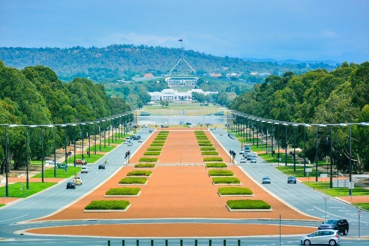 Canberra Power Peace and History Self Guided Walking Tour