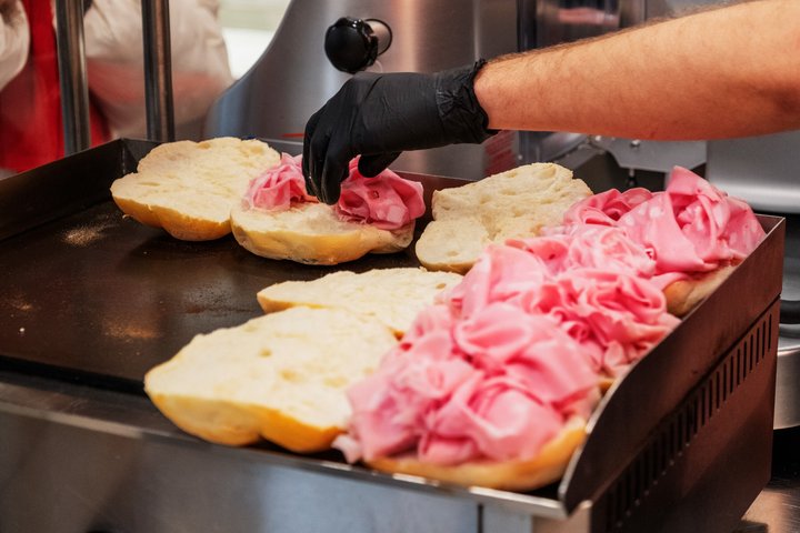 Bologna Food & Market Tour with Local Dishes, Pasta, Wines & More