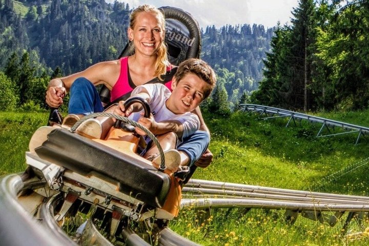 Munich: Neuschwanstein by Bus inc. Oberammergau OR Alpine Coaster
