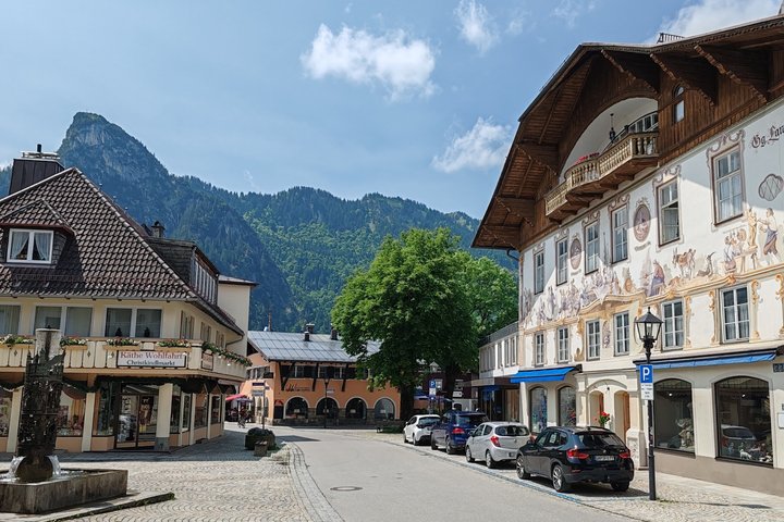 Munich: Neuschwanstein by Bus inc. Oberammergau OR Alpine Coaster