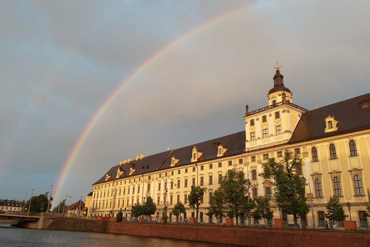 Wroclaw: Premium Catamaran Cruise at BARBARKA Riverside Bar