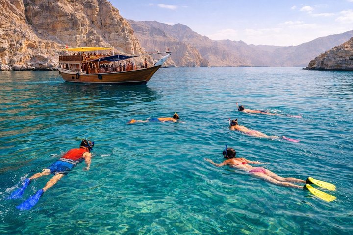 Musandam Khasab Overnight Dhow Cruise with BBQ Dinner
