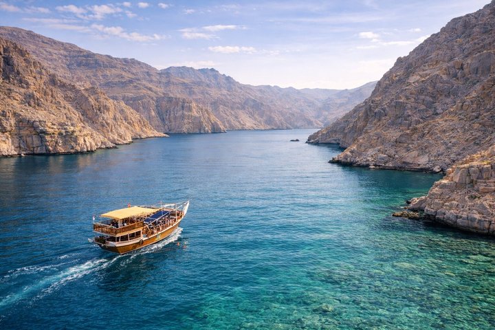 Musandam Khasab Overnight Dhow Cruise with BBQ Dinner