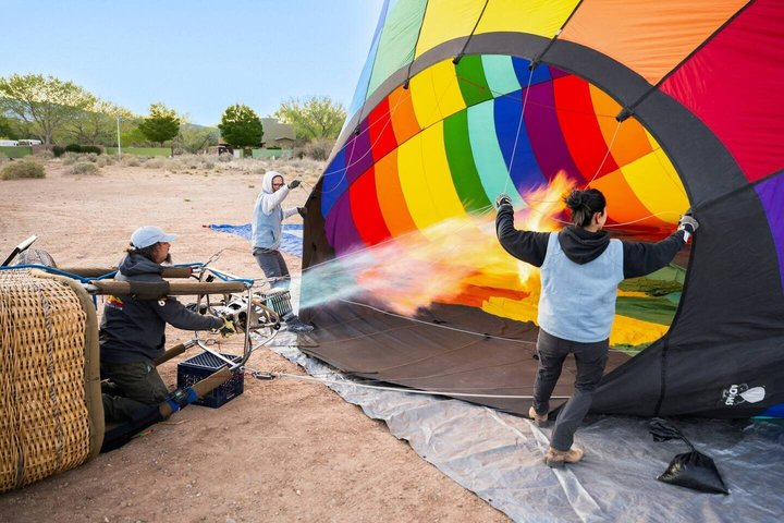 Hot AIr Balloon Flights Through Albuquerque