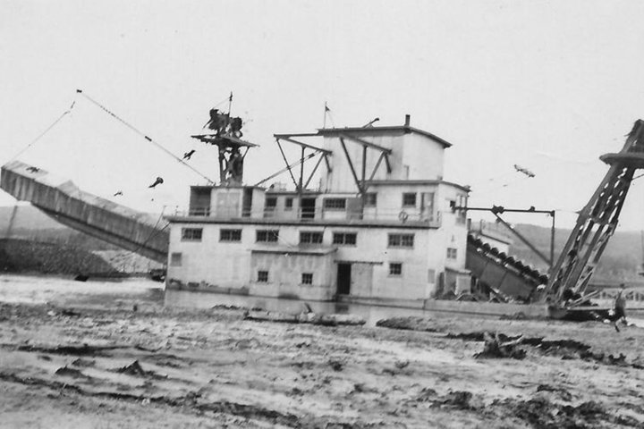 Gold Dredge 8 Historic Tour