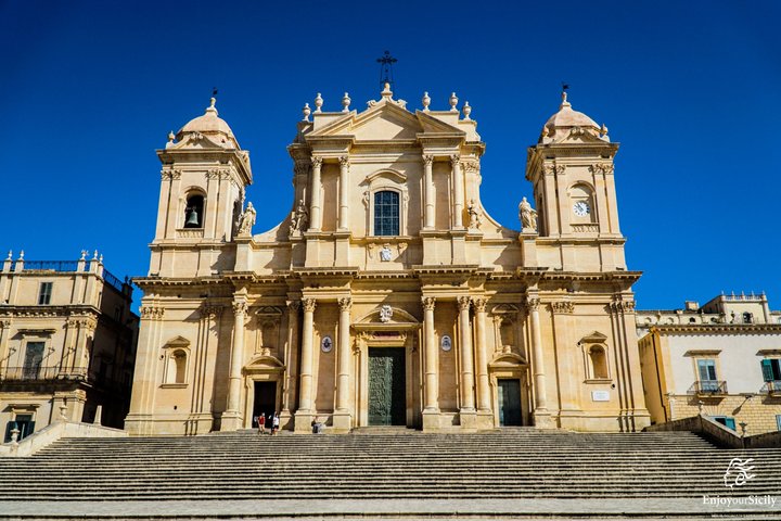 Syracuse, Ortigia & Noto Day Tour from Catania or Taormina