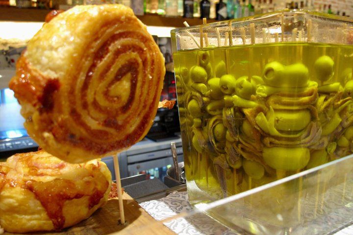 Pamplona Pintxo / Tapas Tour (5 pintxos)