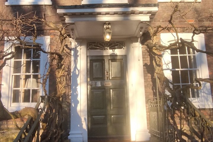 Historic Hampstead: A Walk Through London's Bohemian Village