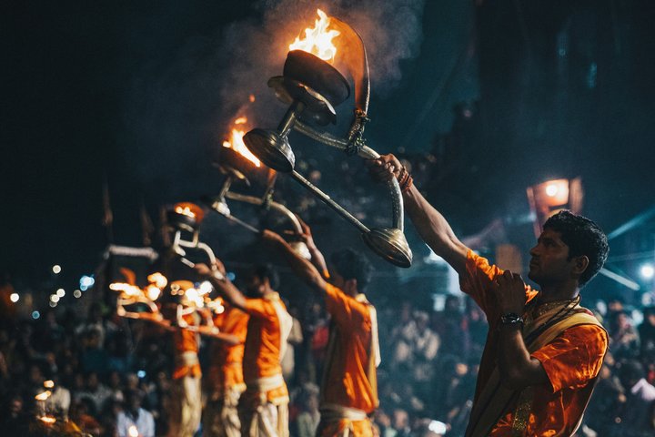 Varanasi Landmark Evening City Tour - Aarti, Boating & Witnessing the GOD
