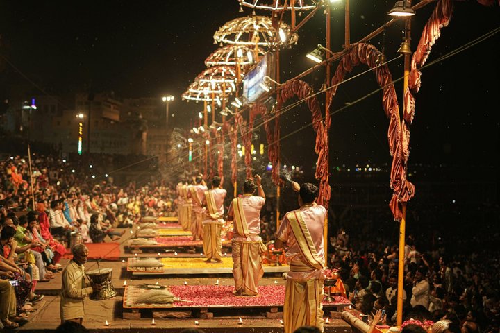 Varanasi Landmark Evening City Tour - Aarti, Boating & Witnessing the GOD