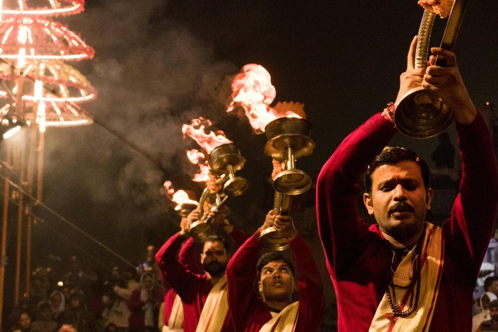 Varanasi Landmark Evening City Tour - Aarti, Boating & Witnessing the GOD