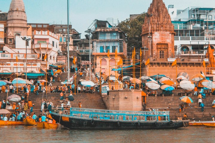 Varanasi Landmark Evening City Tour - Aarti, Boating & Witnessing the GOD