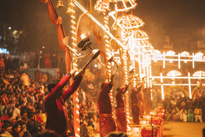 Varanasi Landmark Evening City Tour - Aarti, Boating & Witnessing the GOD