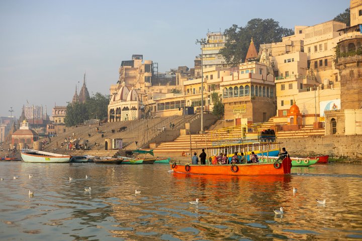 Varanasi Landmark Evening City Tour - Aarti, Boating & Witnessing the GOD