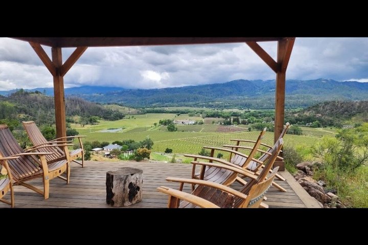 Wine Tours for 6 Hours and Private Transportation Services