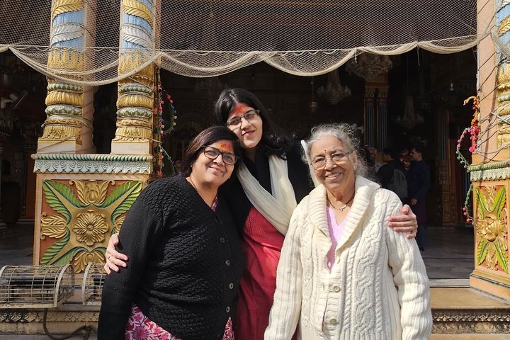 Ayodhya Private Tour & VIP Darshan -Special support for Seniors