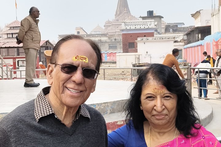 Ayodhya Private Tour & VIP Darshan -Special support for Seniors