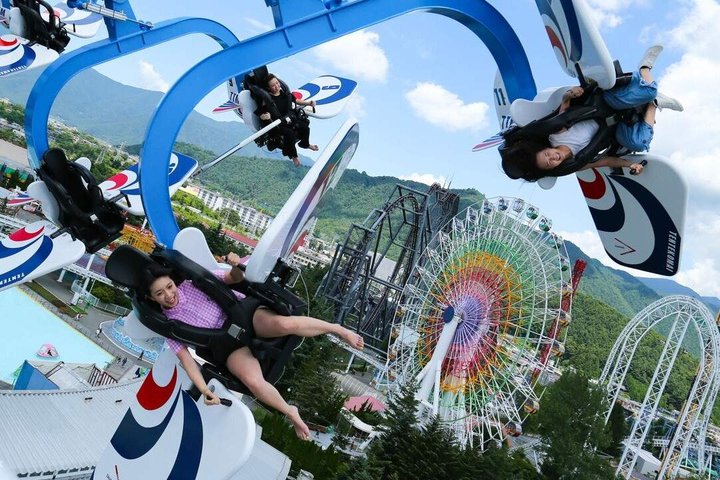 Fuji Q Highland Ticket