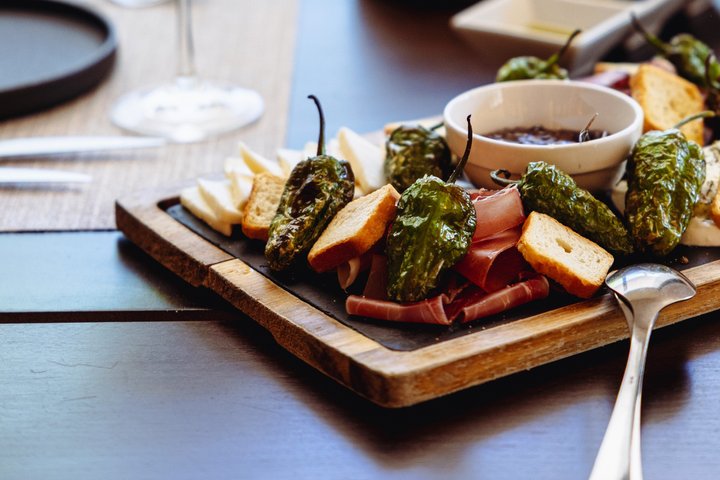 Porto - Douro Valley: Boat, Train, Wine Tasting & Lunch Included