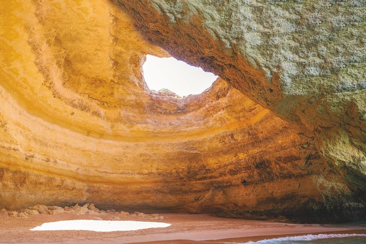 Vilamoura: Dolphins & Benagil Caves - Catamaran