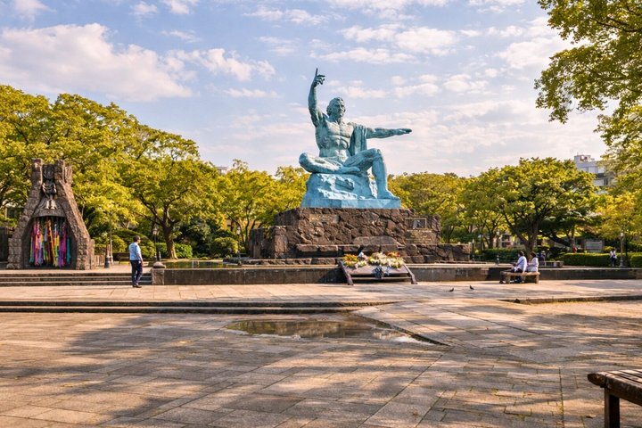 Nagasaki Like a Local: Private & Custom Experience (2-3 hrs)