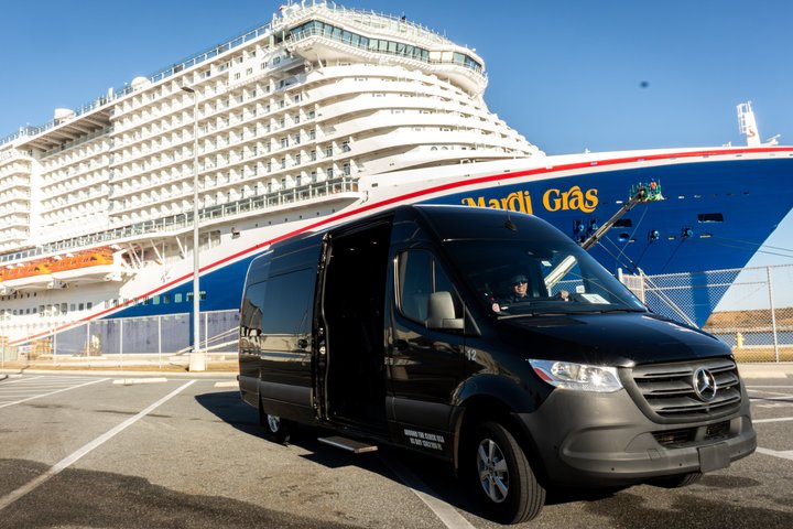 Orlando Airport MCO and Hotels Private Transfer to Port Canaveral