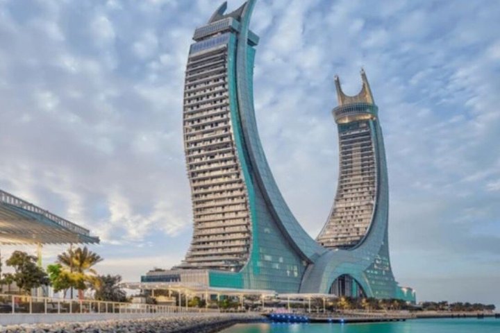 Doha City Tour, Villaggio Mall and Free Gondola Ride